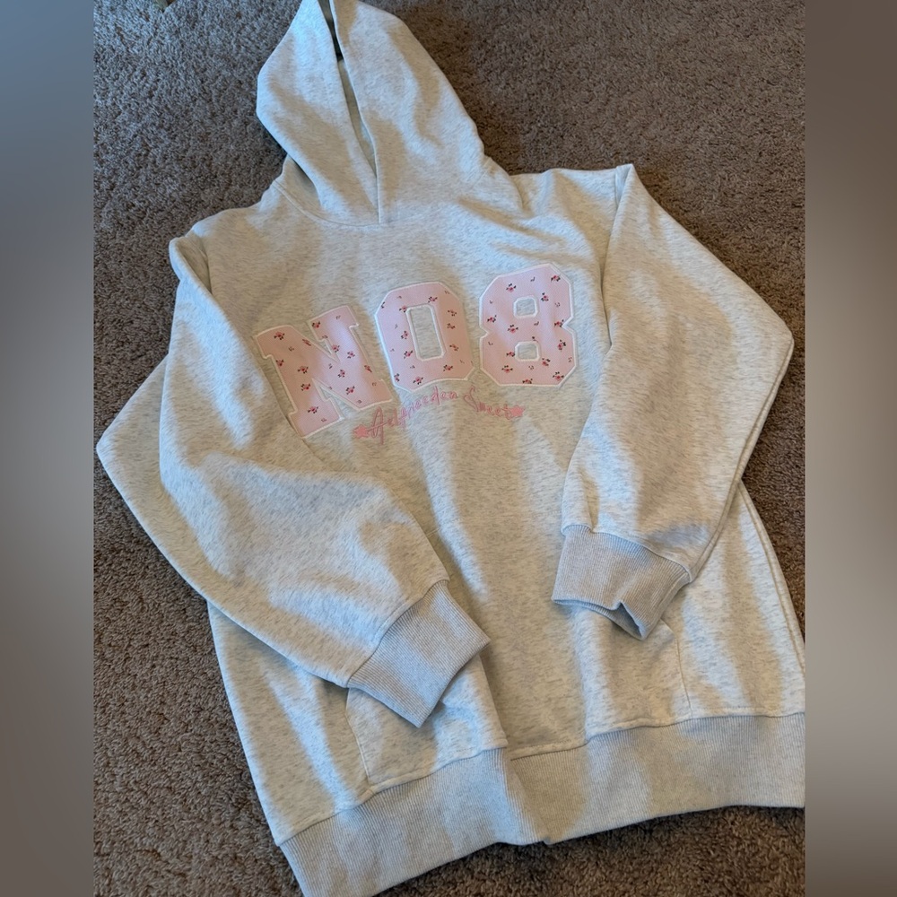 NEW WITHOUT TAGS Aelfric Eden Hoodie NO8 Pink Floral On Light Gray Size Small